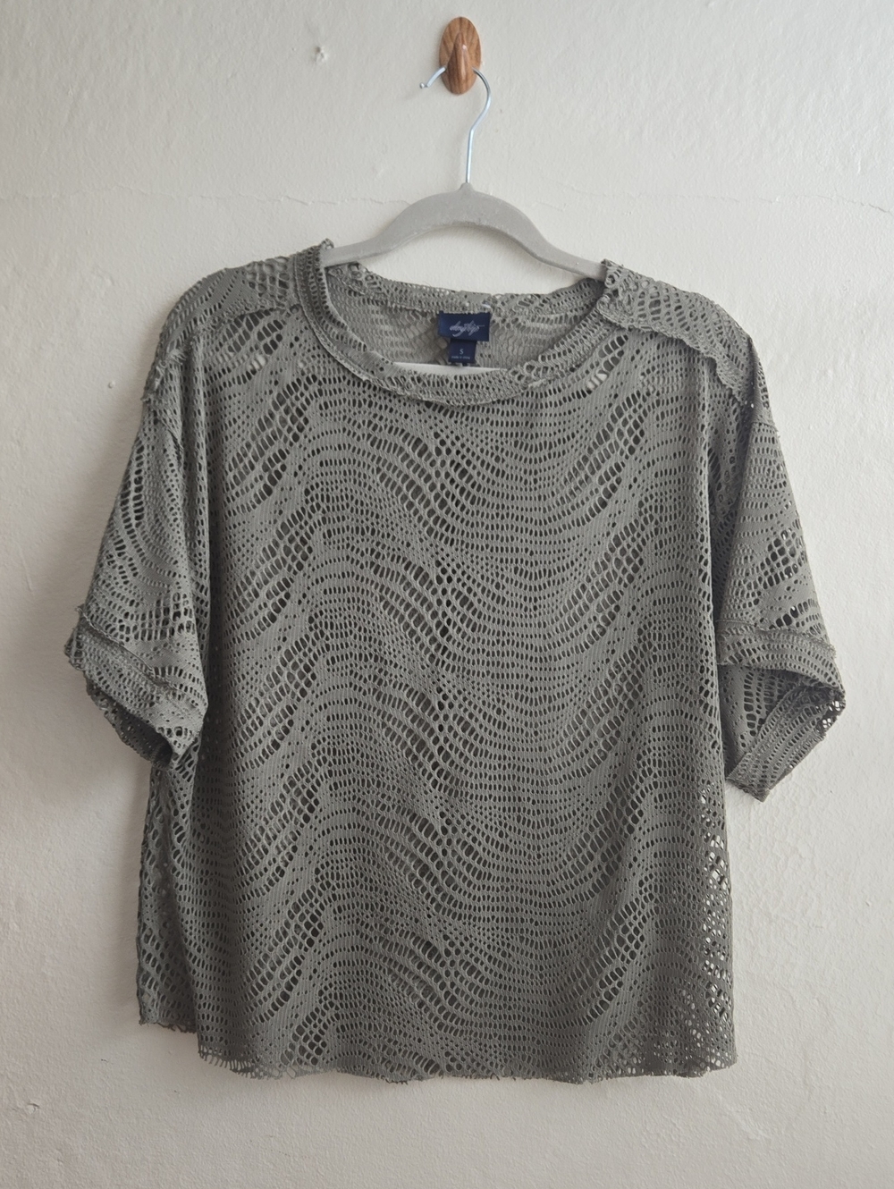Daytrip Olive Green Open Knit Short Sleeve Top Size S